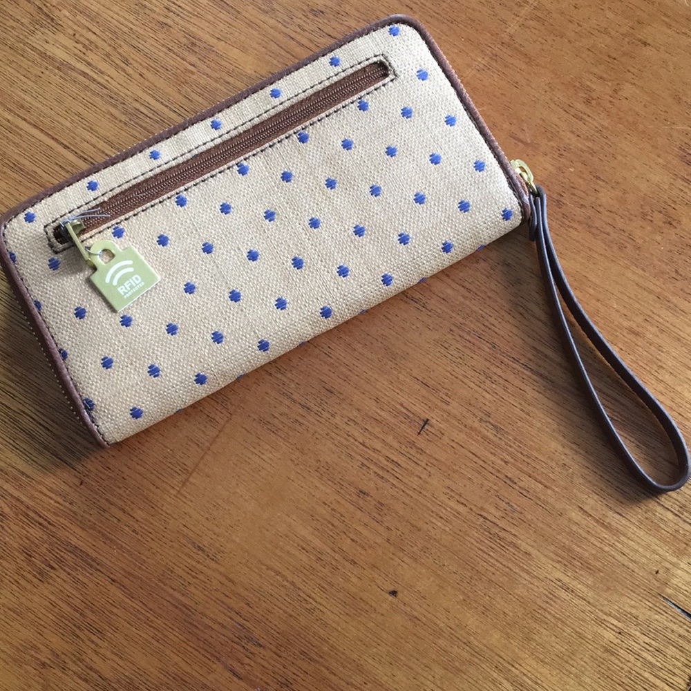 BNWT Fossil Wallet